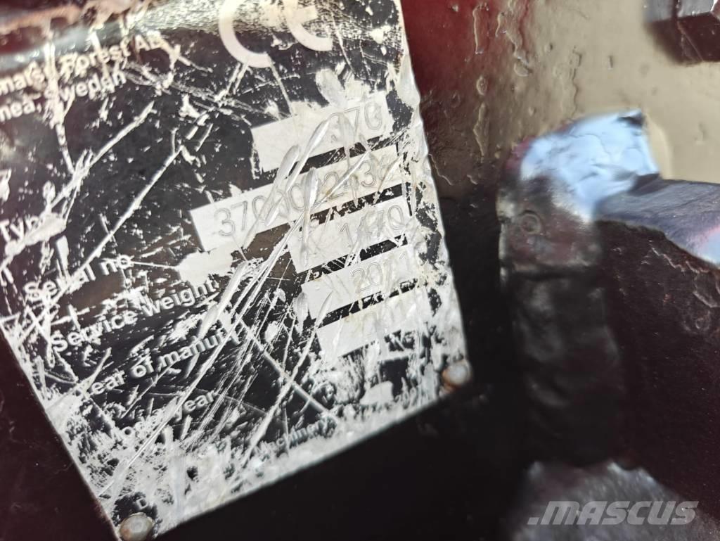 Komatsu 370.2 Harvester heads