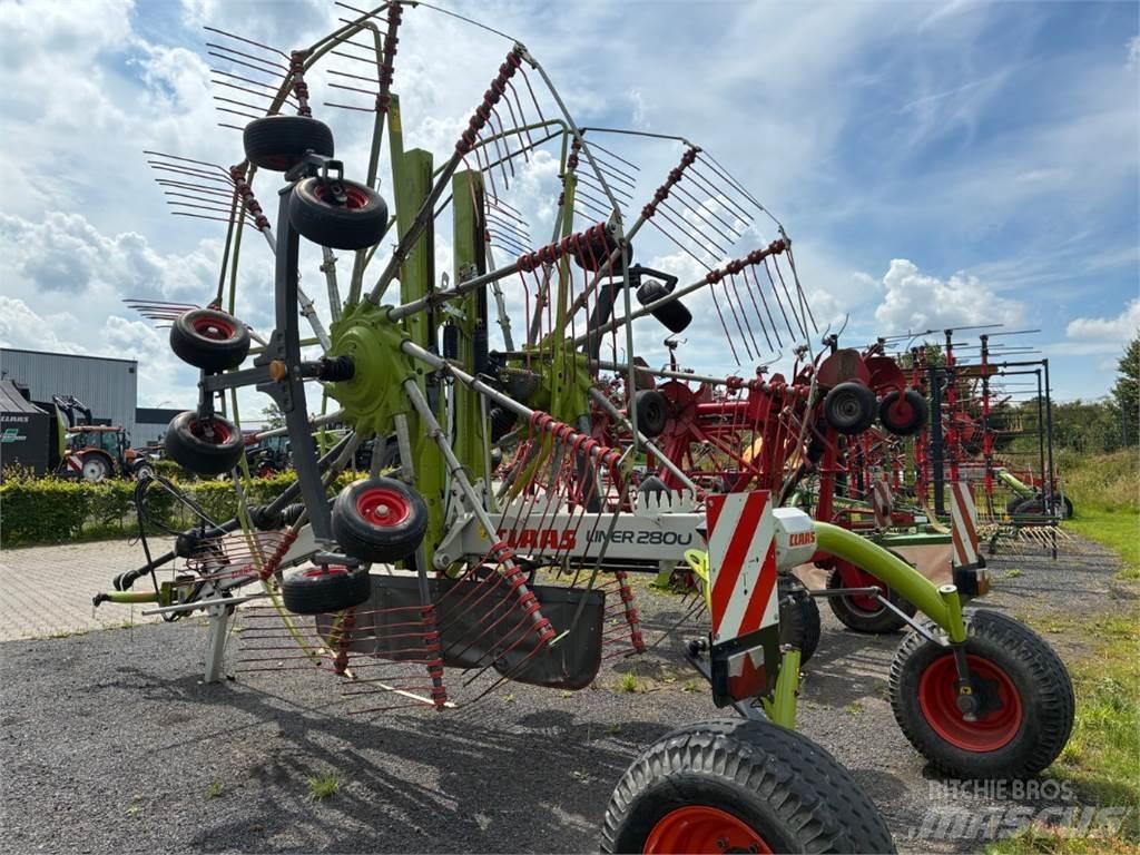 CLAAS Liner 2800 Swathers