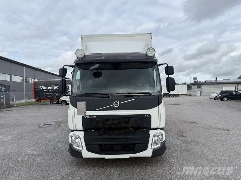 Volvo FE320 4x2 Box trucks