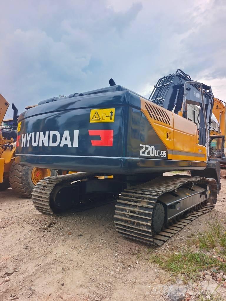 Hyundai 220LC-9S Crawler excavators