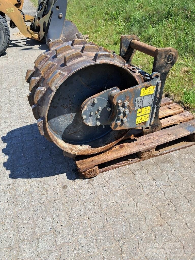CASE 800x600 Compaction equipment accessories and spare parts