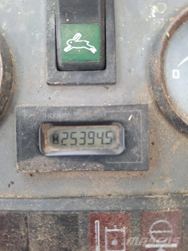 Liebherr A312 Wheeled excavators