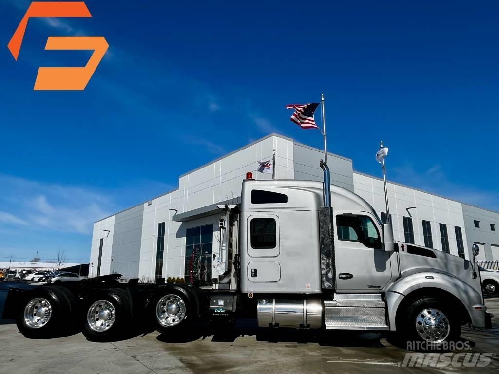 Kenworth T 880 Prime Movers