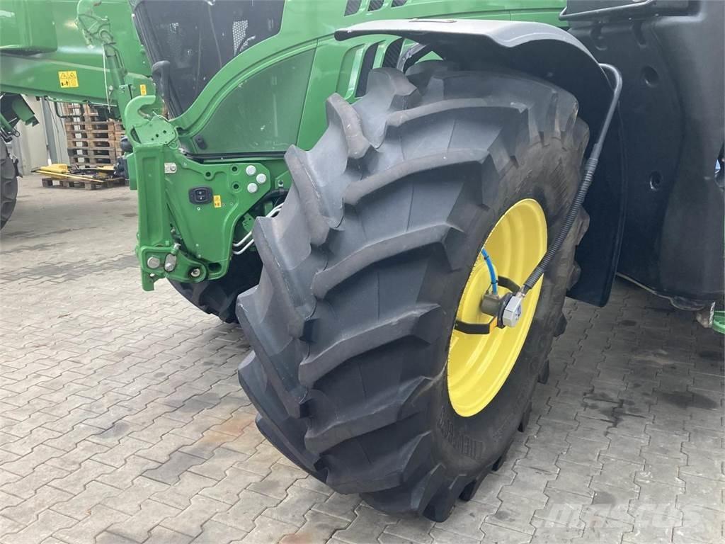 John Deere 6215R Tractors