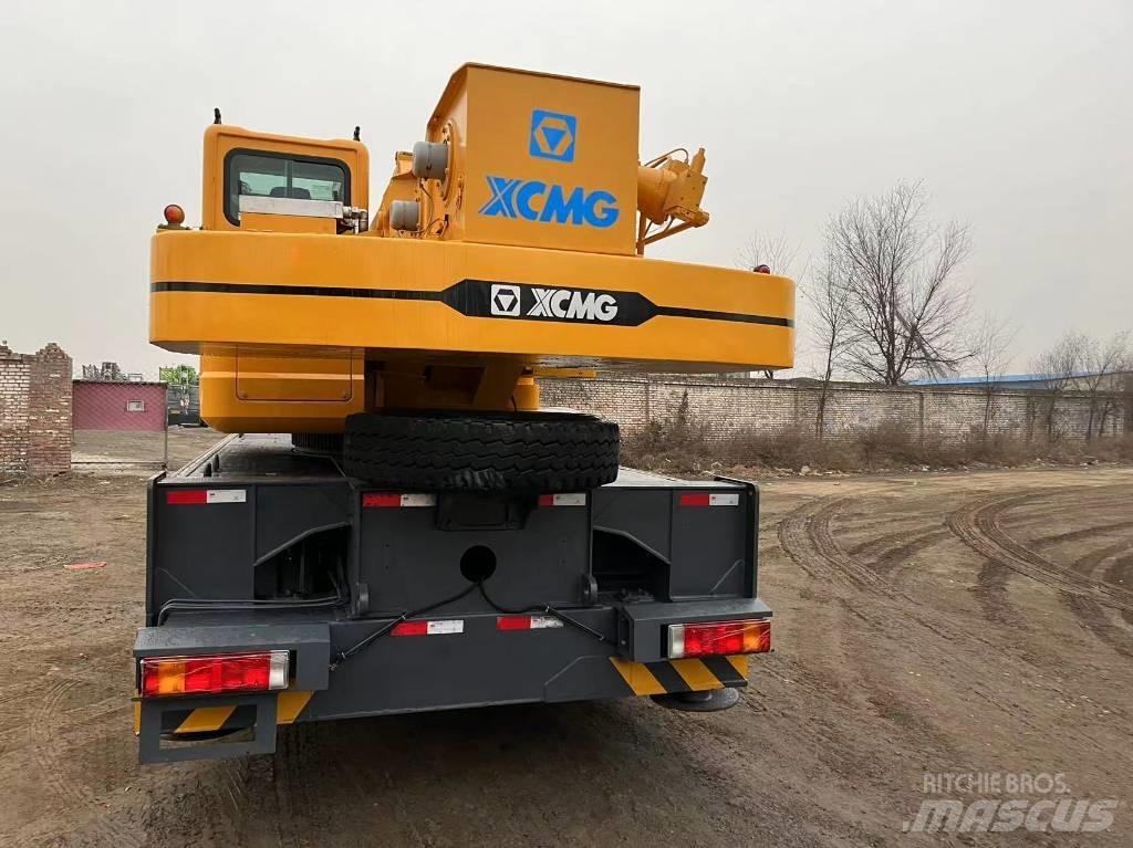 XCMG XCT 25 All terrain cranes
