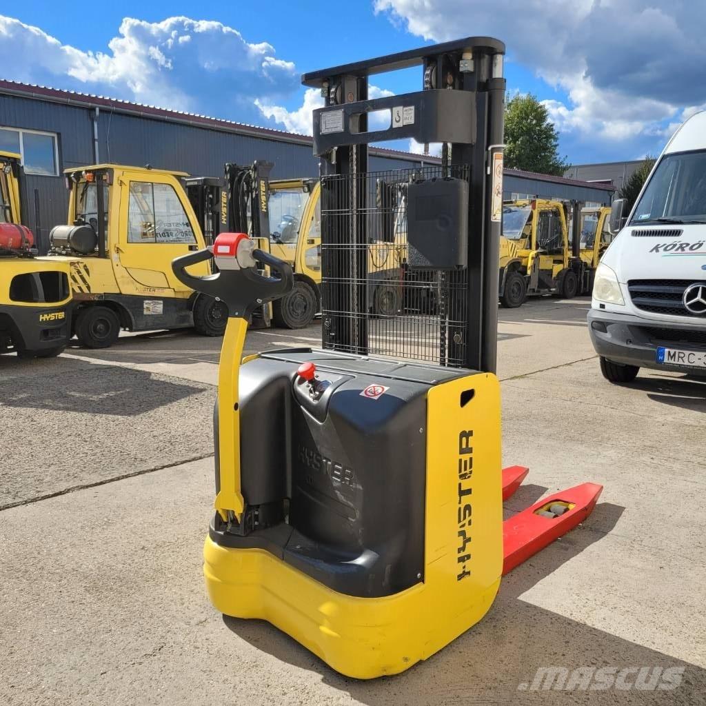 Hyster S 1.4 AC Hand pallet stackers