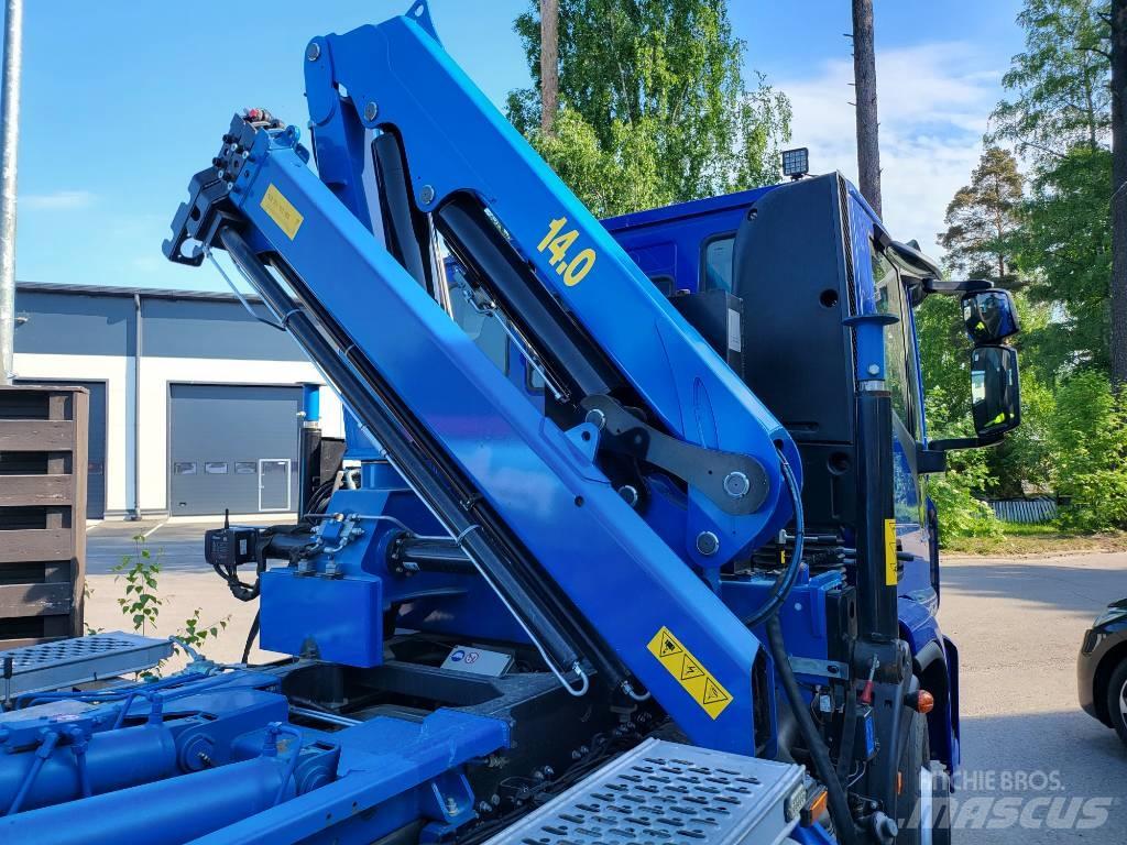 Iveco Eurocargo Truck mounted cranes