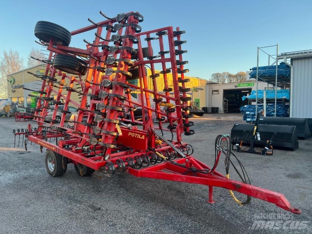 Potila Master 700 Harrows