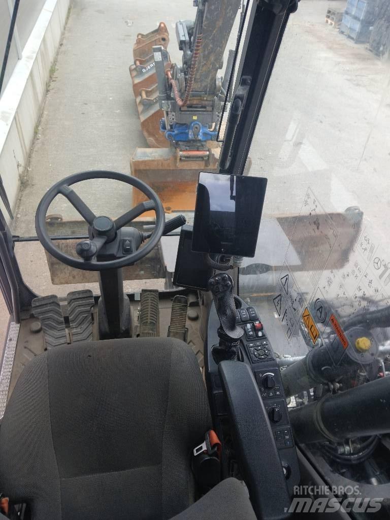 Volvo EWR150E Wheeled excavators