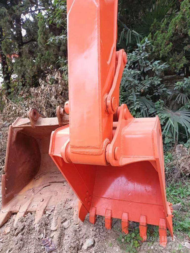 Hitachi ZX120-6 Crawler excavators