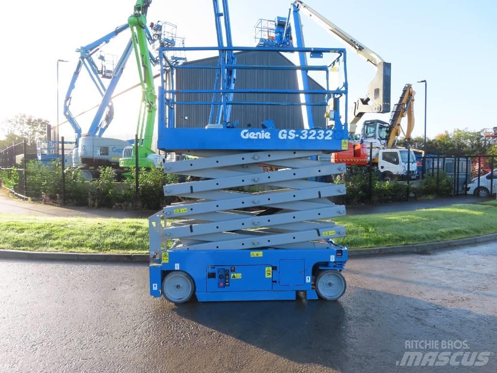 Genie GS 3232 Scissor lifts