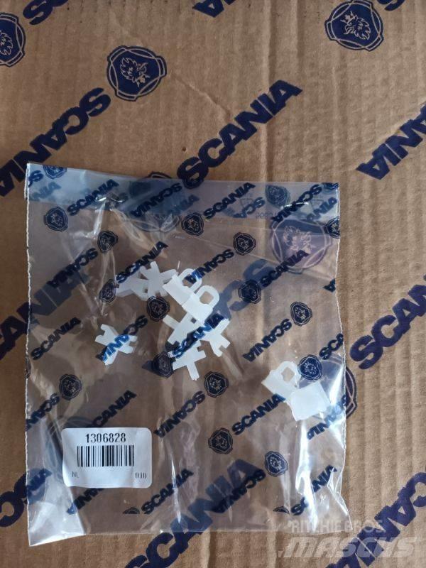 Scania RING 1306828 Cabins and interior