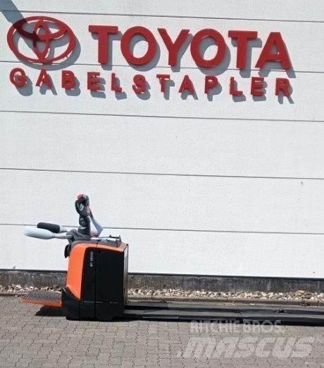 Toyota LPE 250 Low lifter