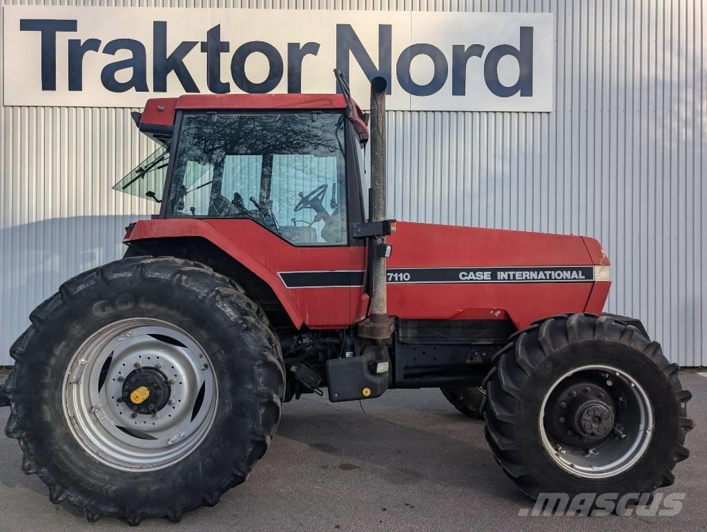 Case IH Magnum 7110 Tractors