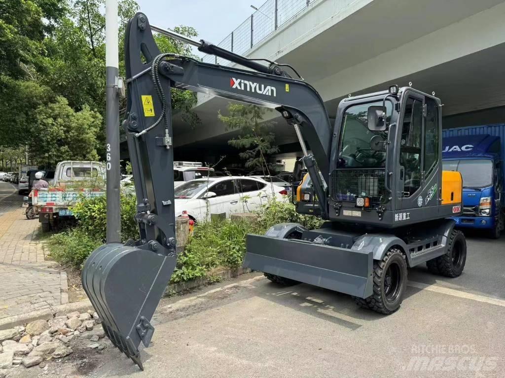 Xinyuan Xinyuan B65 Wheeled excavators