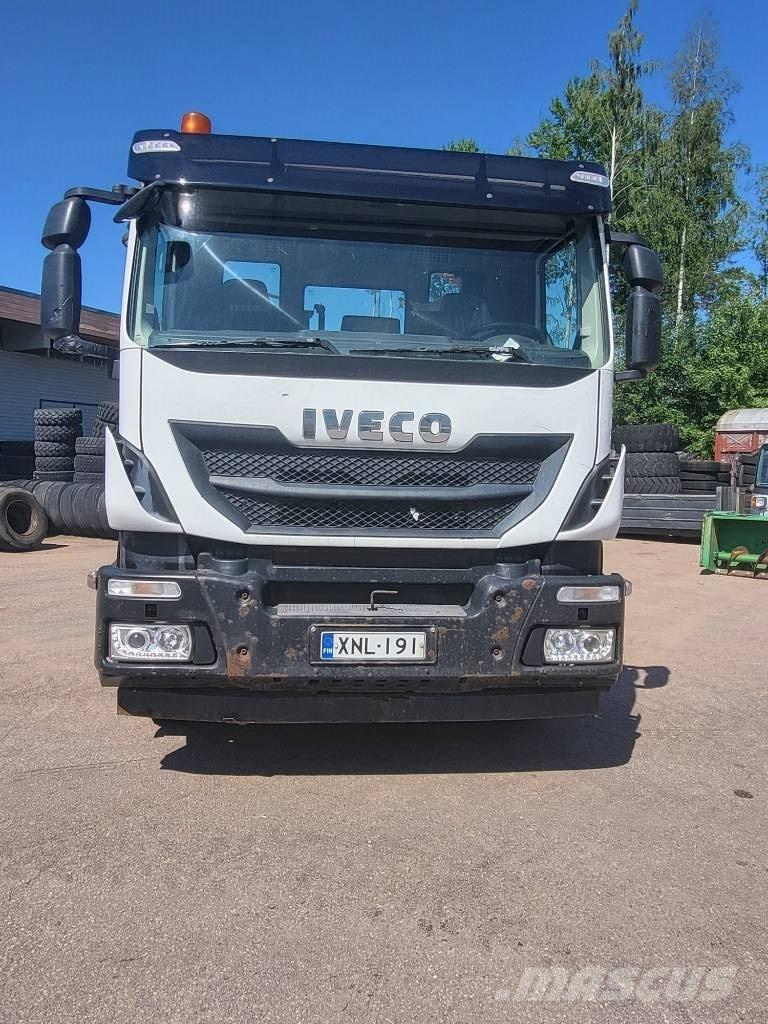 Iveco Stralis-360 Beavertail Flatbed / winch trucks