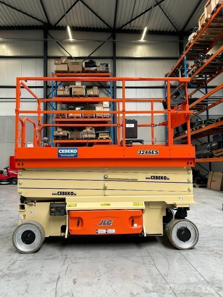 JLG 3246ES Scissor lifts