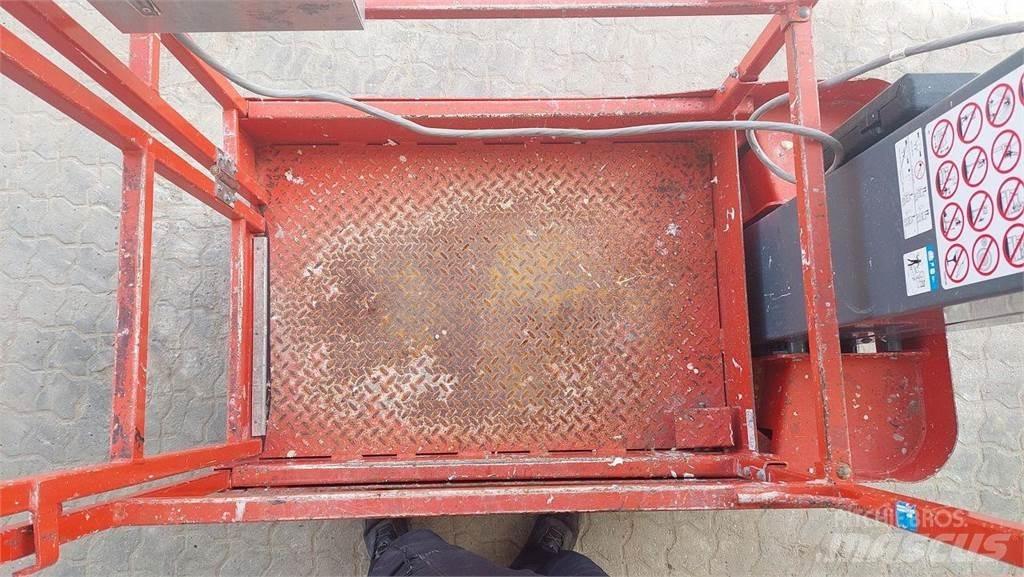 SkyJack SJ12 Used Personnel lifts and access elevators