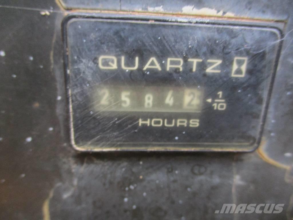 JLG 4394 RT (146) Scissor lifts