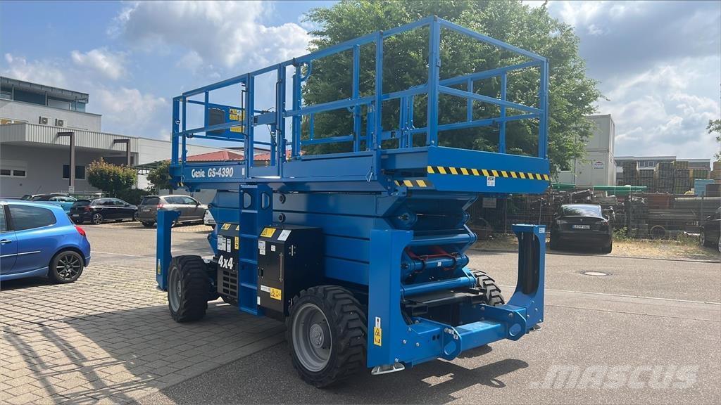 Genie GS-4390RT Scissor lifts