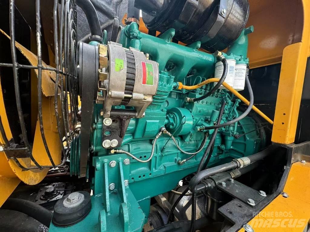 LiuGong CLG 835 Wheel loaders