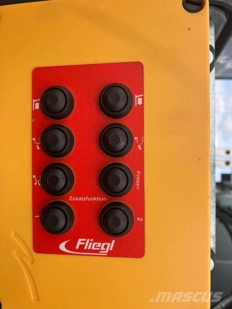 Fliegl ASS 298 Farm machinery