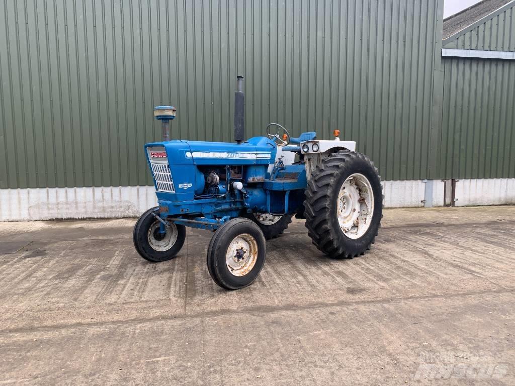 Ford 7000 Tractors
