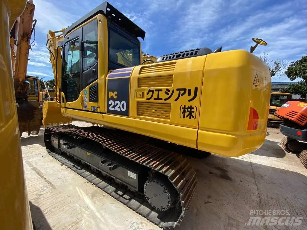 Komatsu PC220-7 Crawler excavators