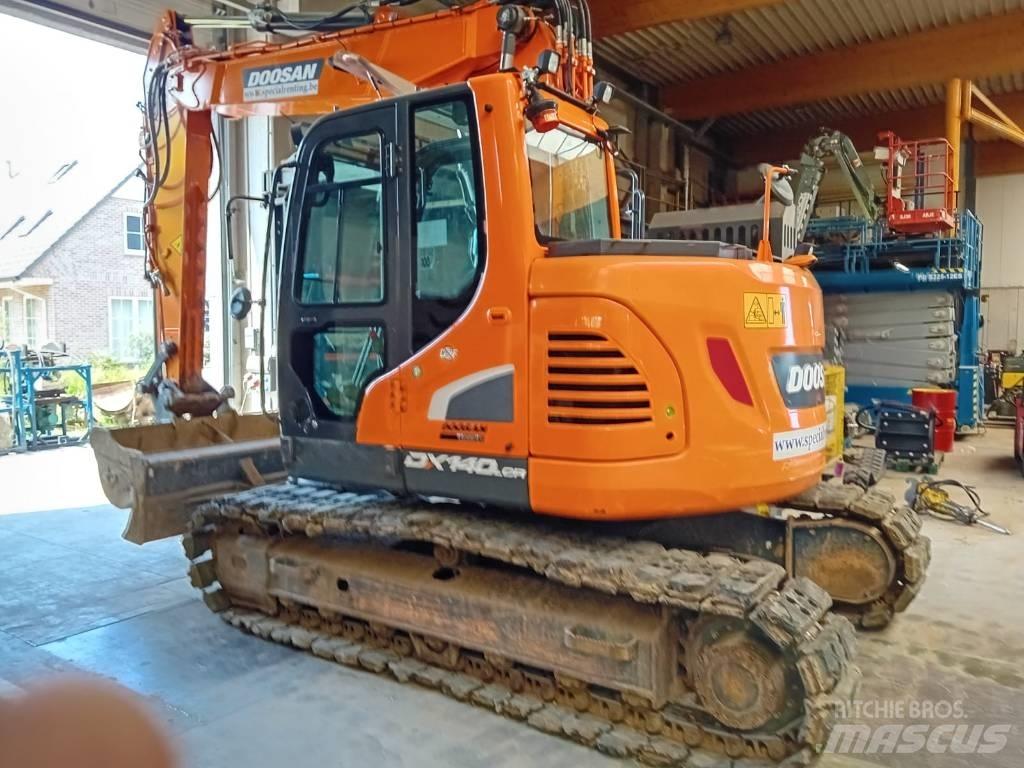 Doosan DX 140 LCR Crawler excavators