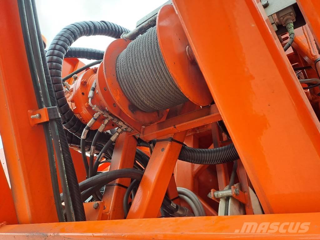 Spierings SK597 AT4 Self-erecting cranes