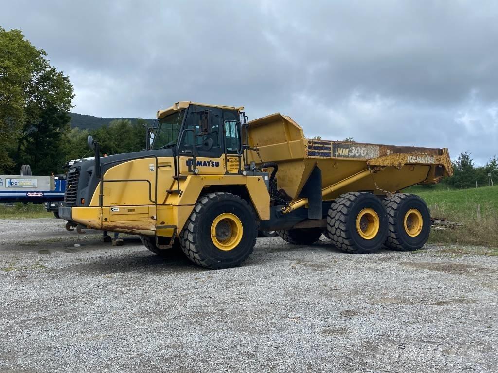 Komatsu HM 300-3 Articulated Haulers