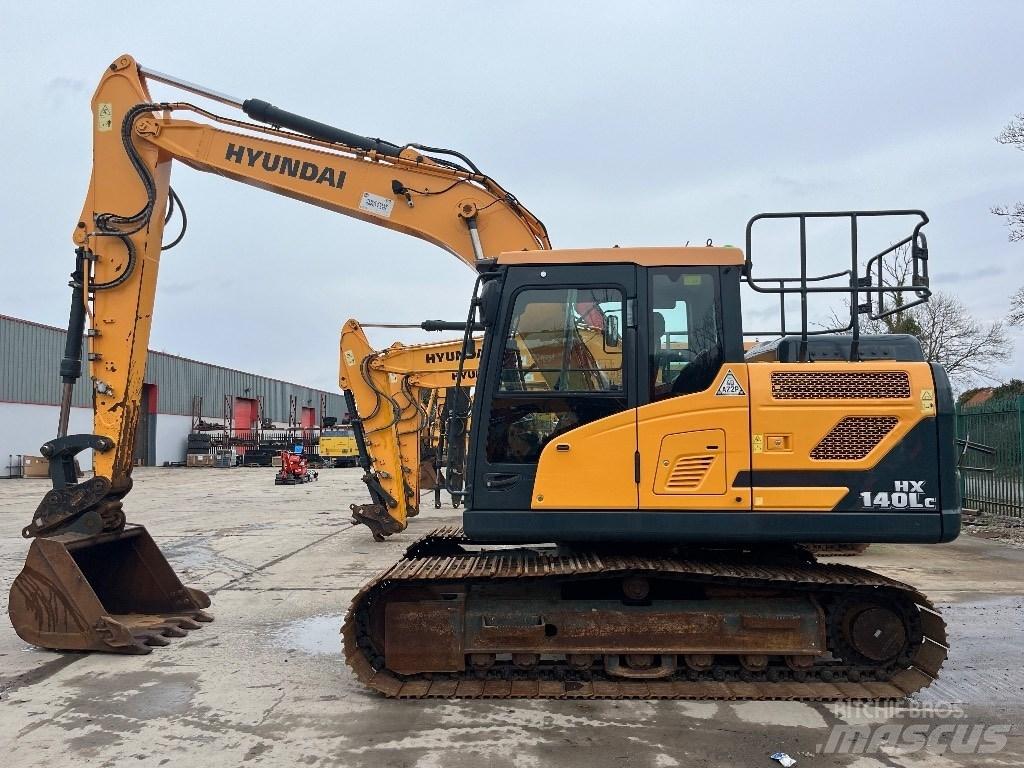 Hyundai HX140LC Crawler excavators
