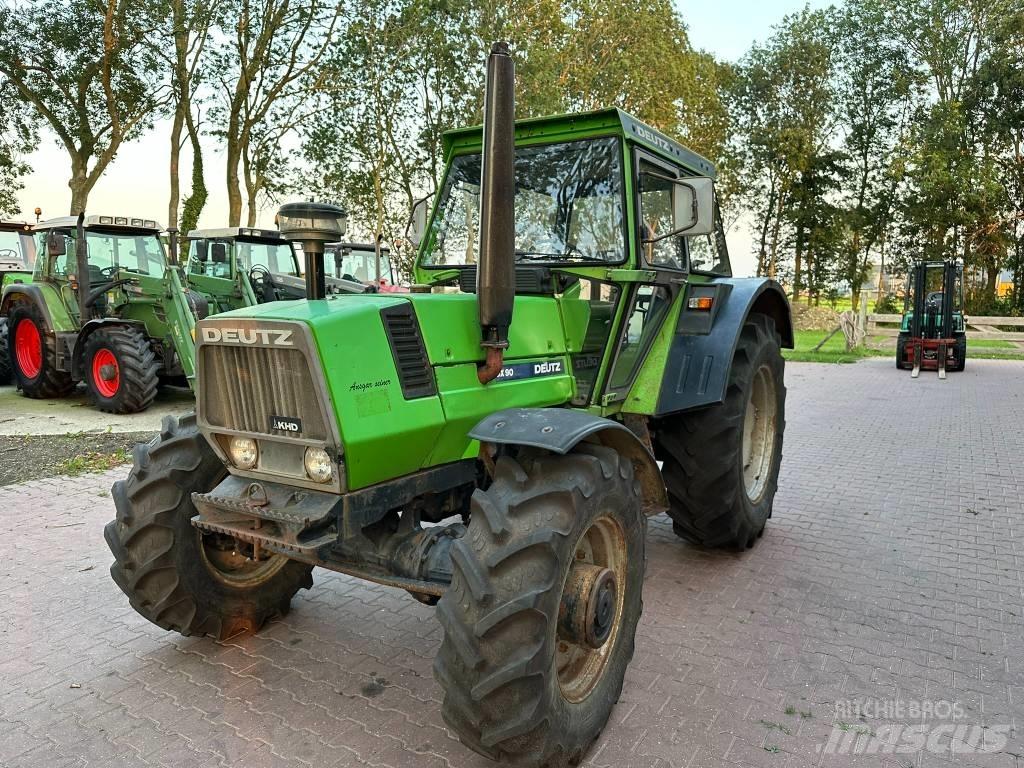 Deutz DX90 Tractors
