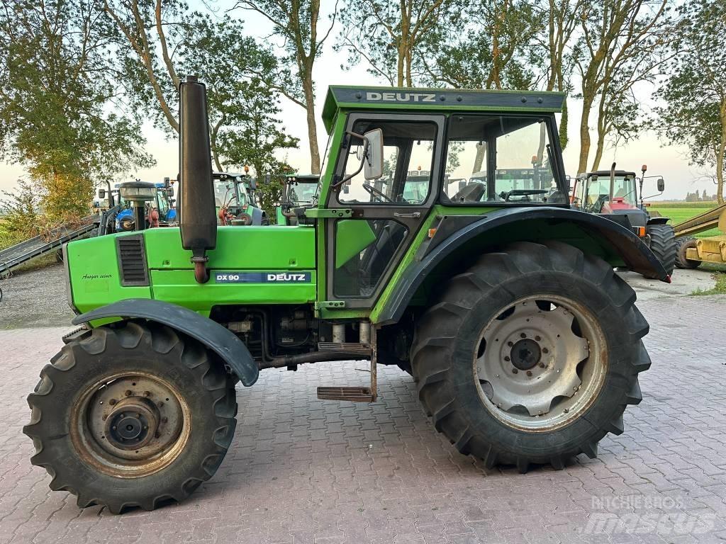 Deutz DX90 Tractors