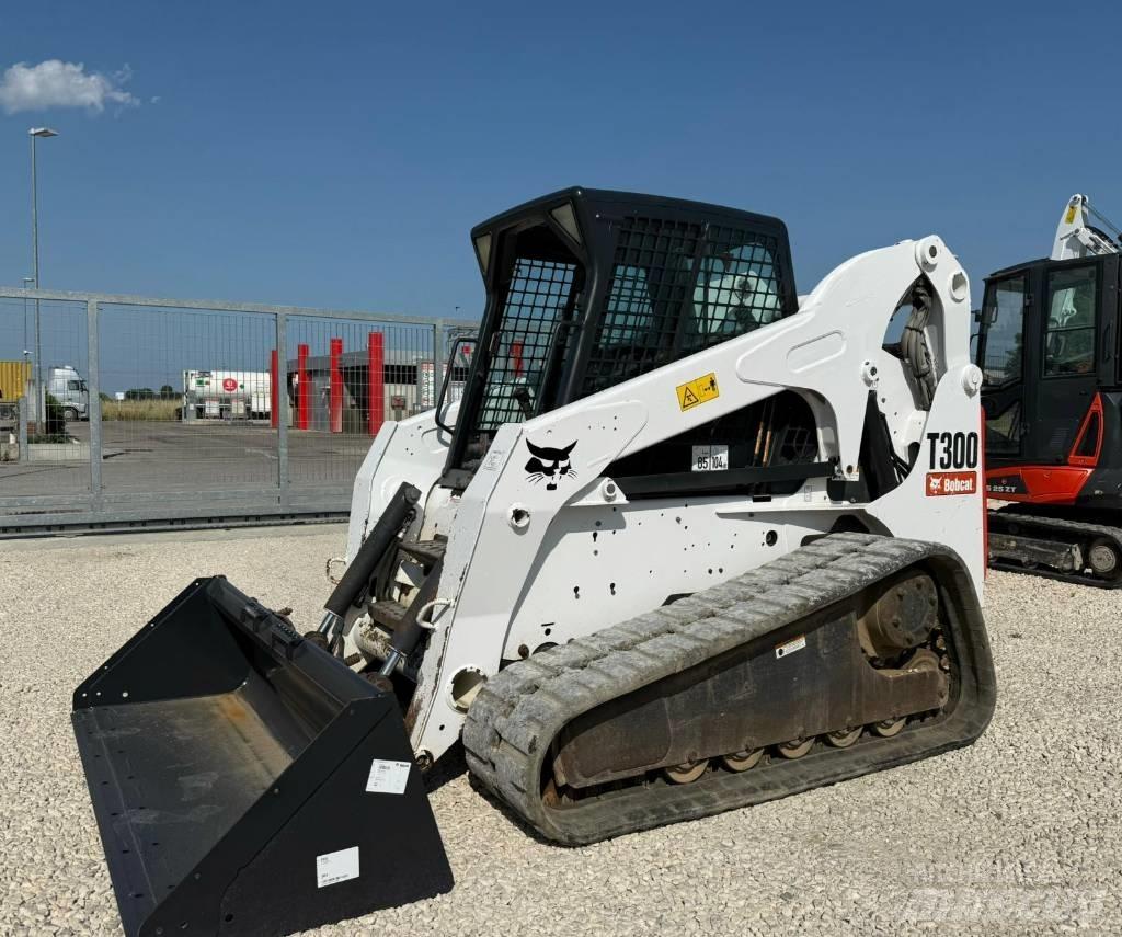 Bobcat T 300 Mini loaders