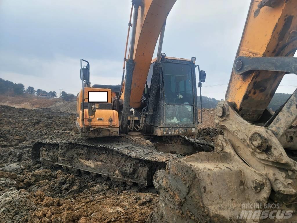 Hyundai HX 220 Crawler excavators