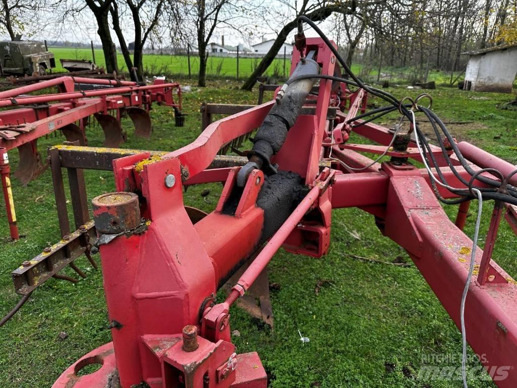 Kühne KRW 6 Ploughs