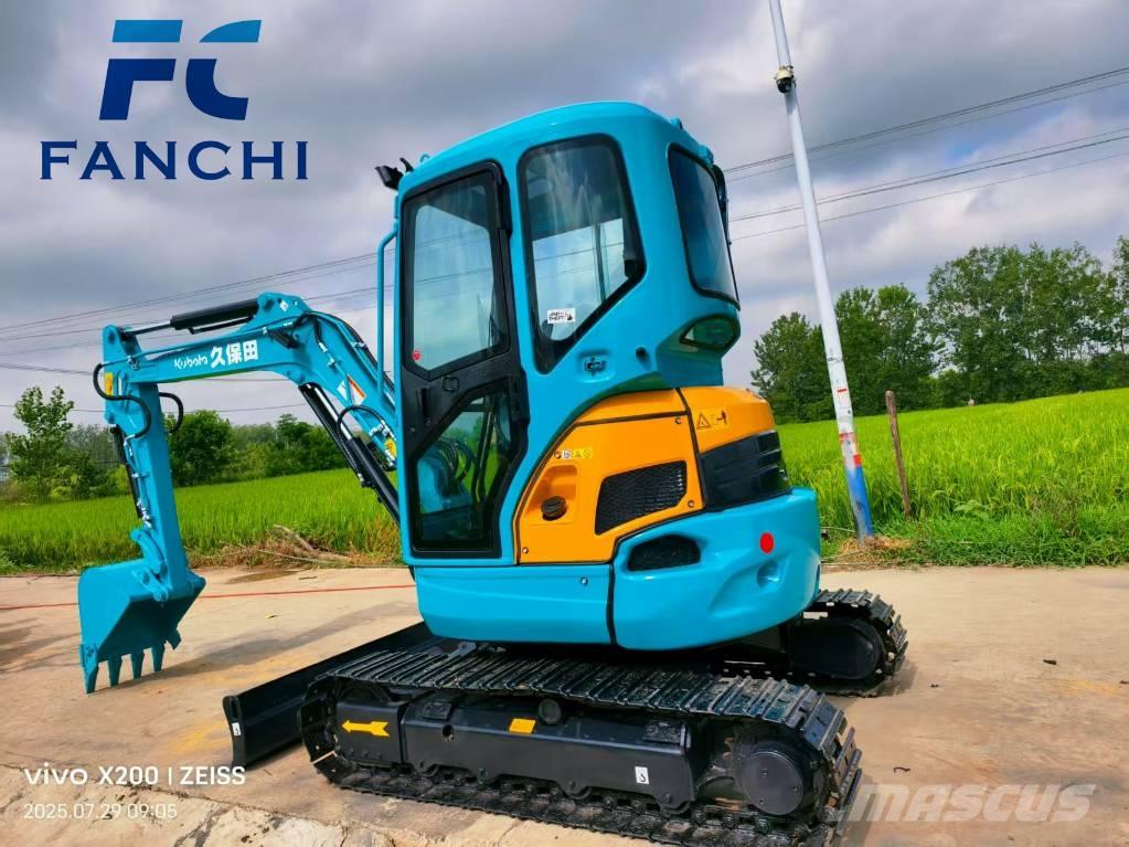 Kubota KX 135 Crawler excavators