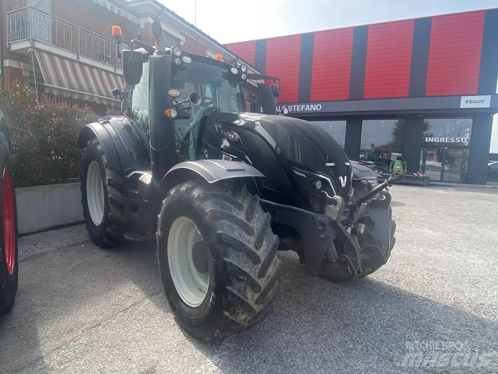 Valtra T 144 Tractors