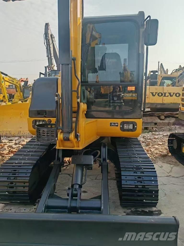 XCMG 60 Crawler excavators