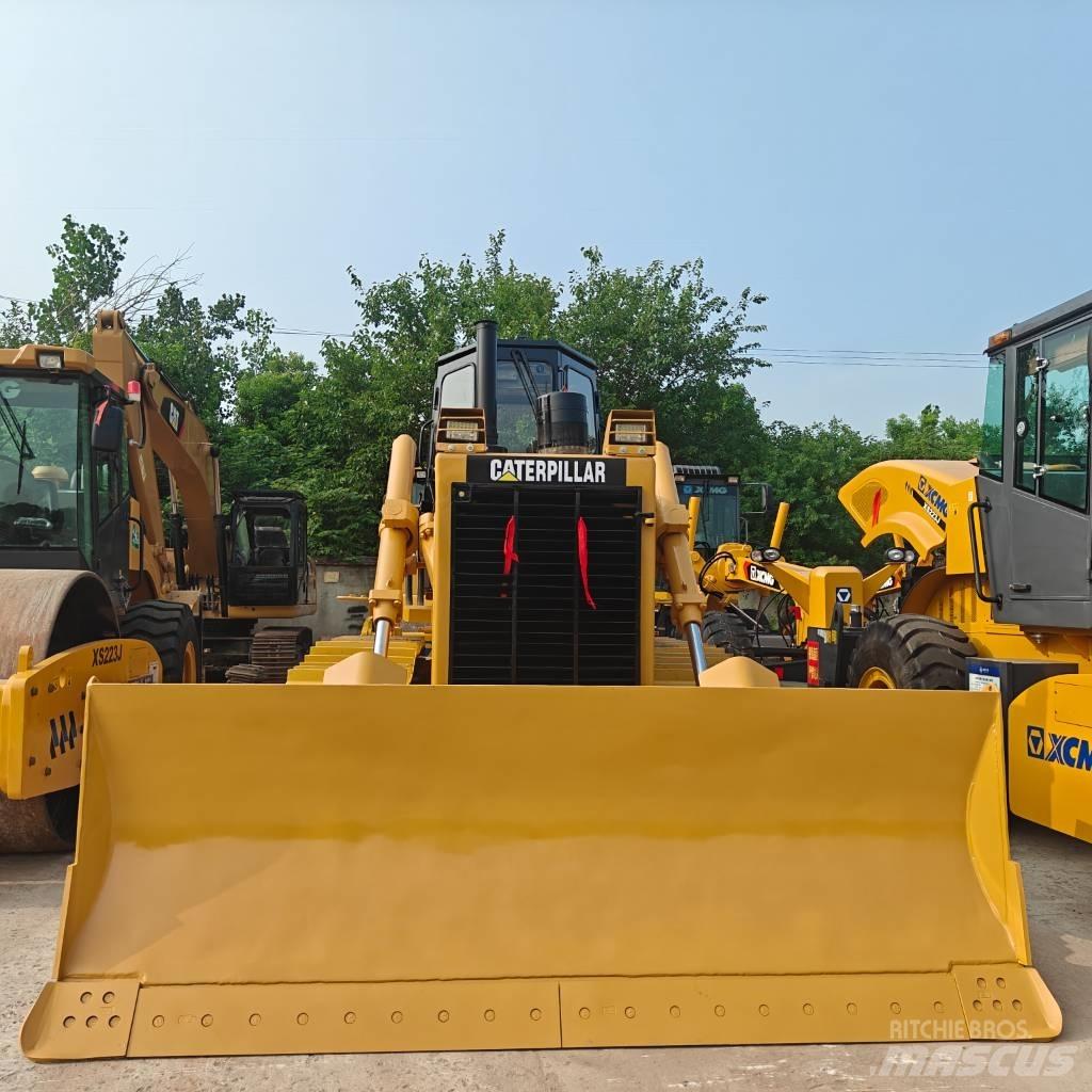 CAT D 7 G Graders