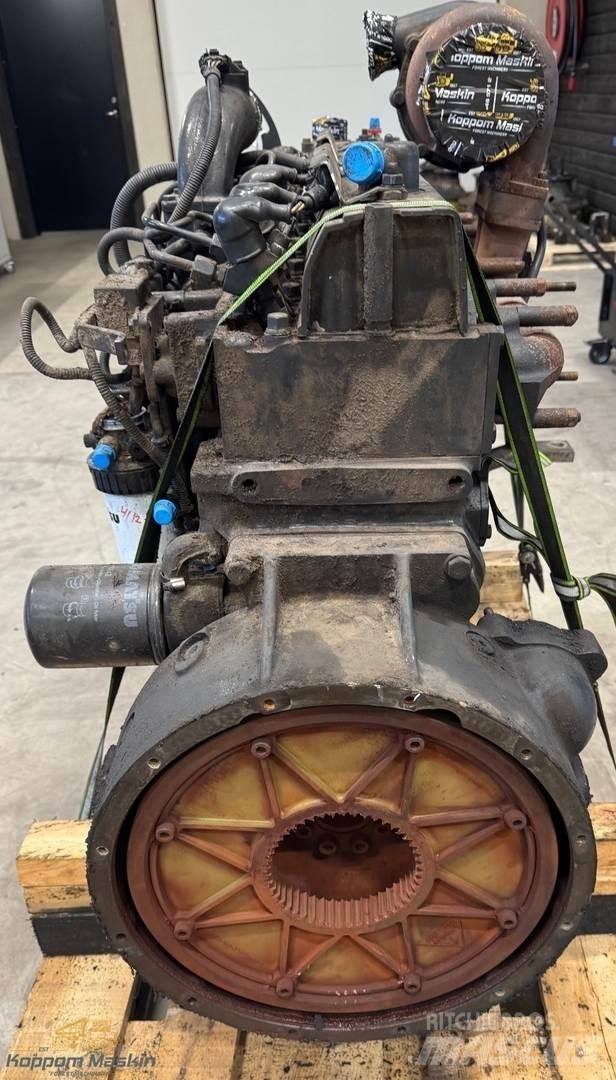 Sisu Valmet 901 Engines