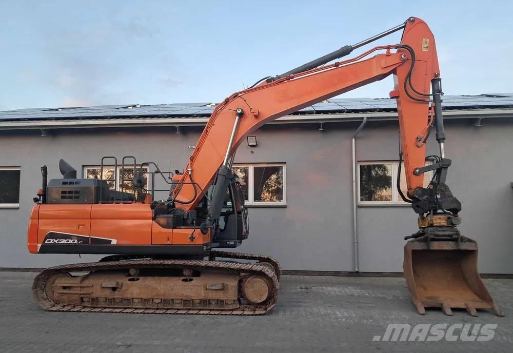 Doosan DX 300 LC-5 Crawler excavators
