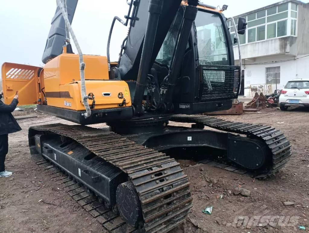Hyundai 220LC-9S Crawler excavators
