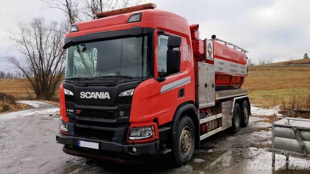 Scania P450 XT Commercial vehicle