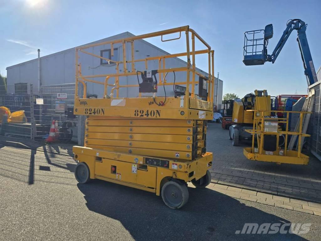 Haulotte Compact 14 Scissor lifts