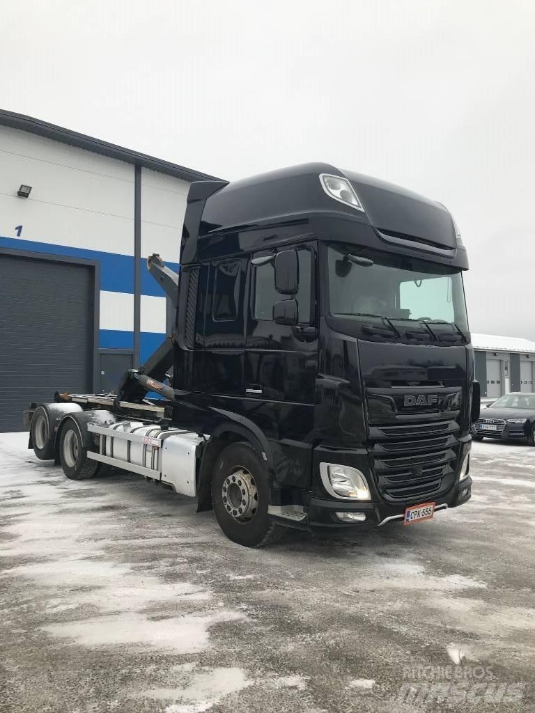 DAF XF530 FAS Hook lift trucks