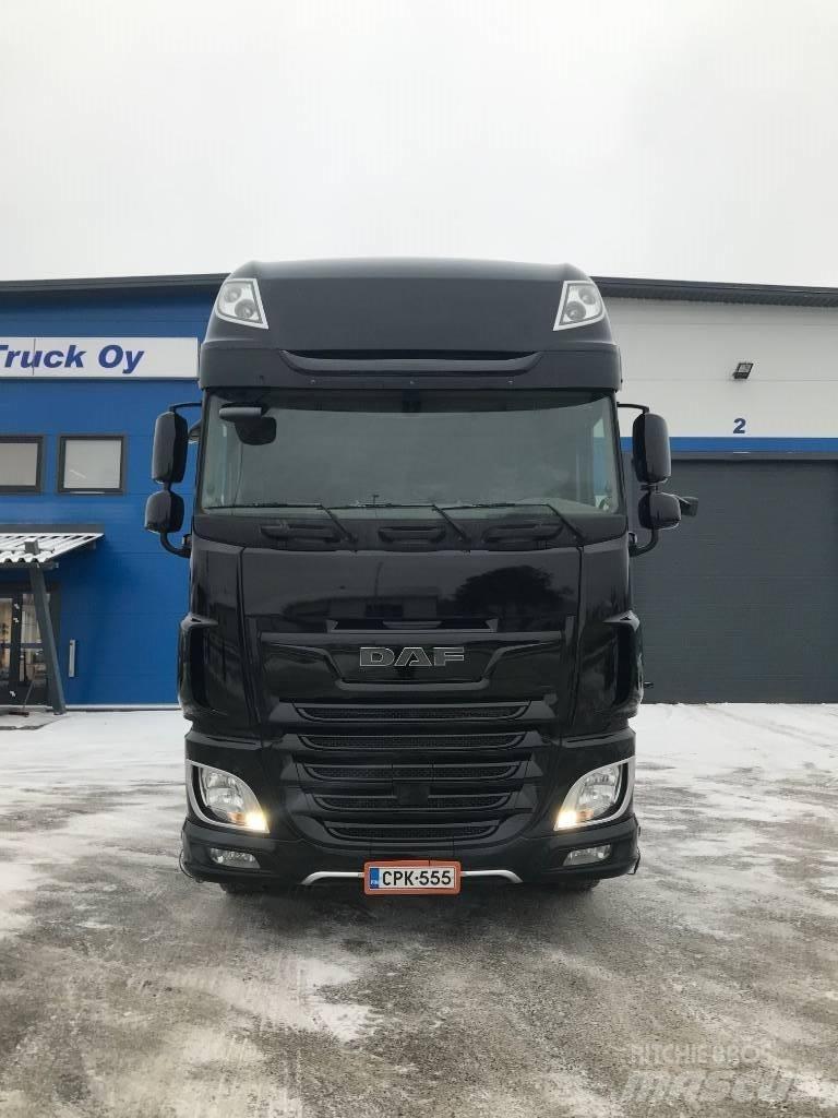 DAF XF530 FAS Hook lift trucks
