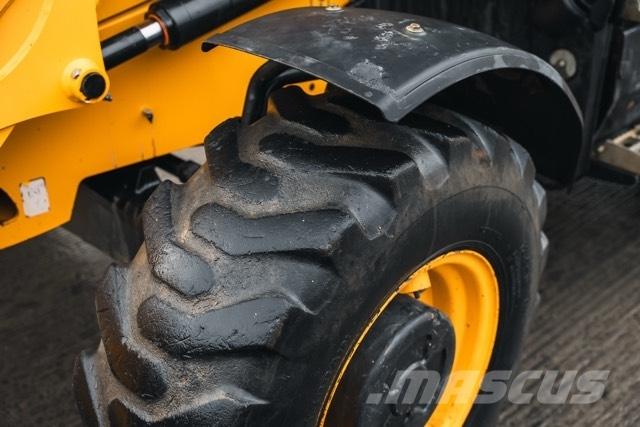 JCB 3CX Backhoe