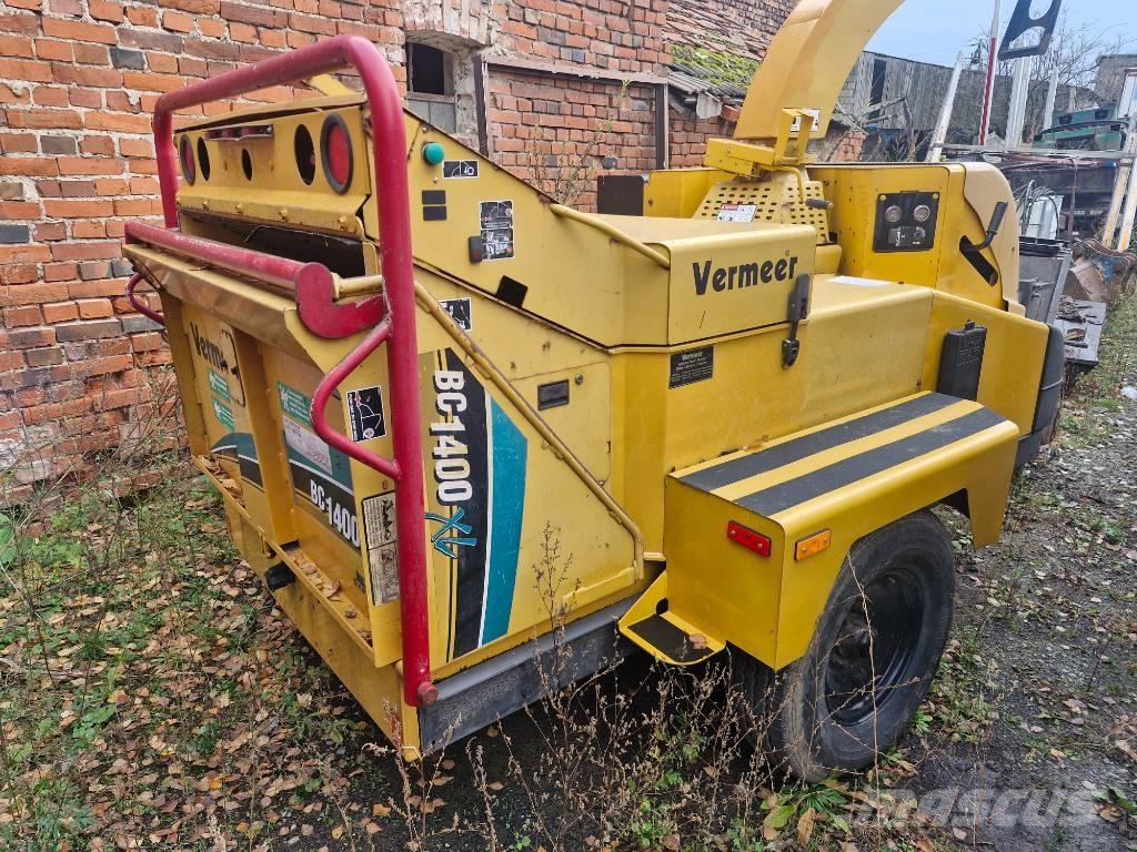 Vermeer BC1400 Wood chippers